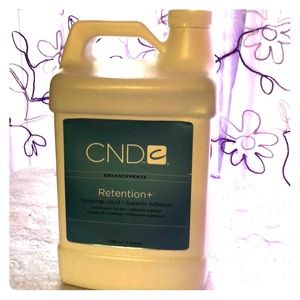 CND retention+ sculpting liquid